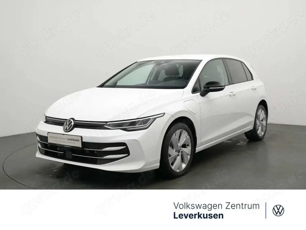 Volkswagen Golf VIII Goal DSG LED PDC CARPLAY VIRT ACC KAM