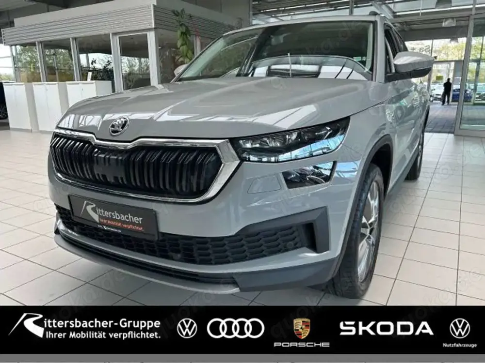 Skoda Kodiaq Clever 2.0 TDI DSG 4x4 AHK Navi Kamera