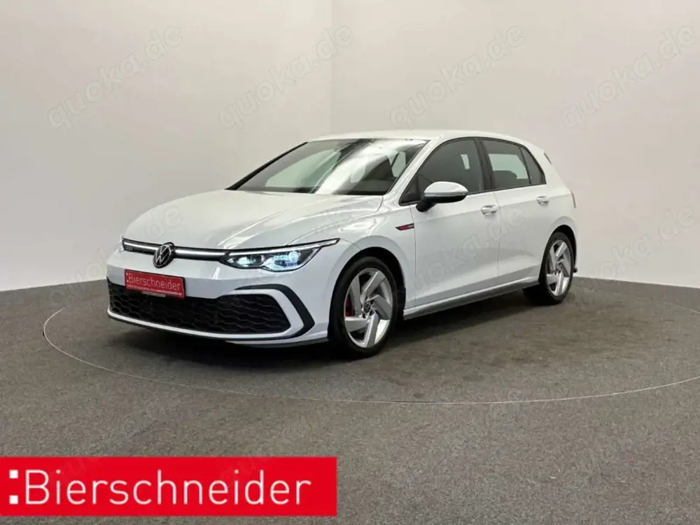 Volkswagen Golf GTI 8 2.0 TSI DSG DIGITAL COCKPIT PRO LED PDC 17 ACC D