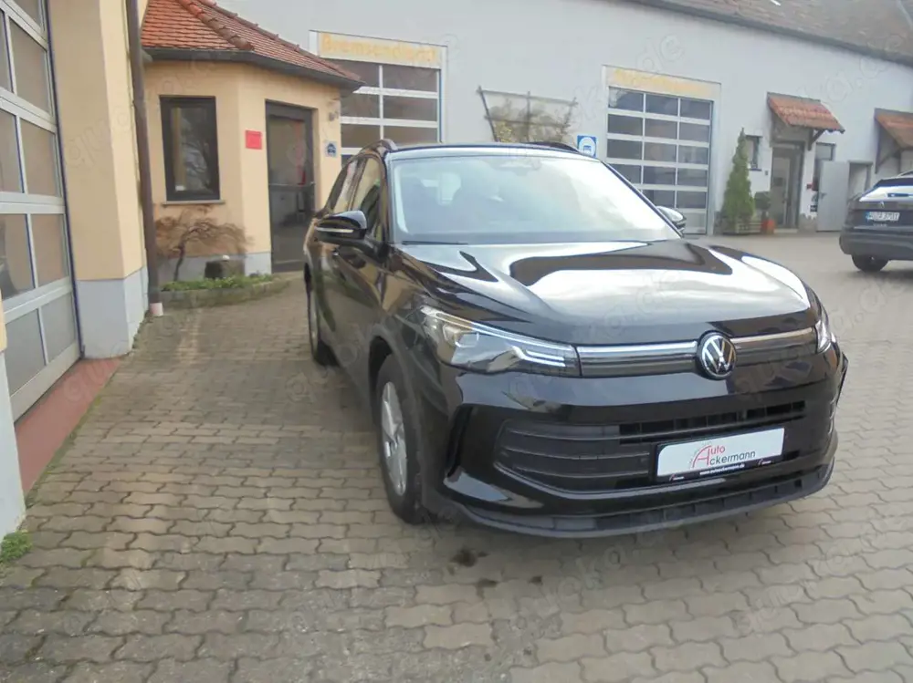 Volkswagen Tiguan Tiguan 1.5 eTSI DSG AHK-schwenkbar Kamera