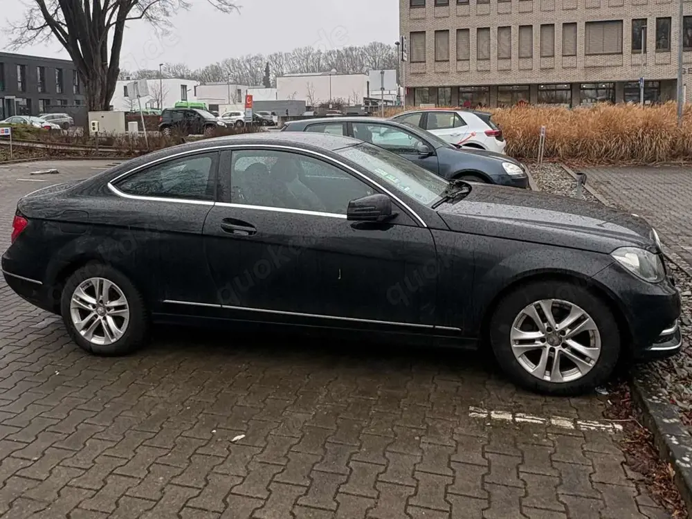 Mercedes-Benz C 180 C-Klasse Coupe Coupe BlueEFFICIENCY