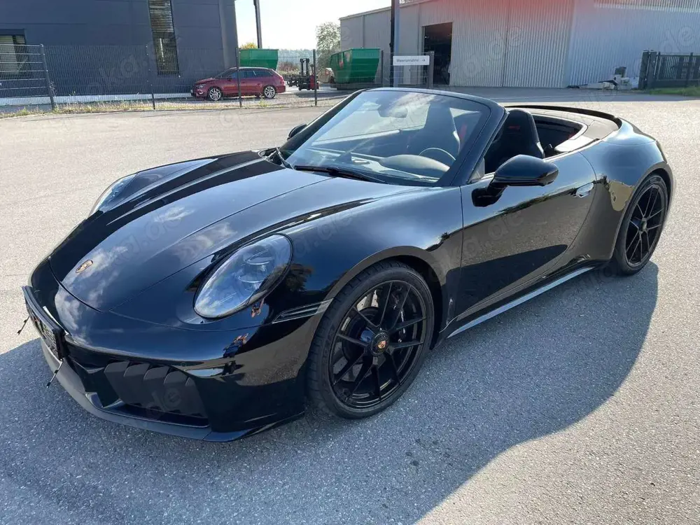 Porsche 992 (911) Carrera 4 GTS Cabrio *HD-Matrix*BOSE*Lift...
