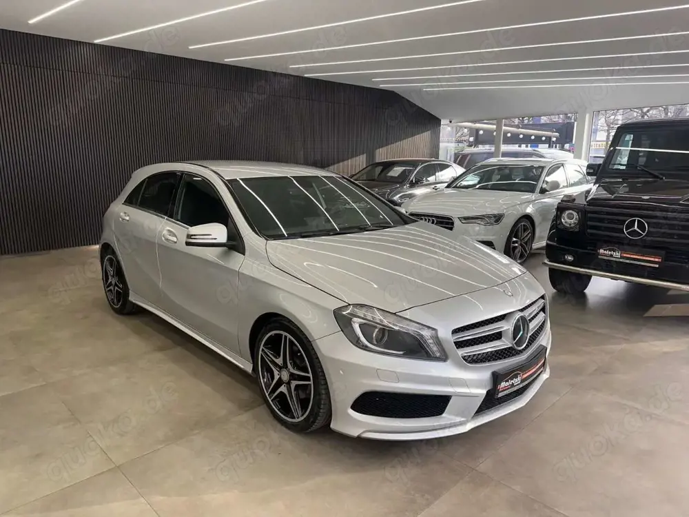Mercedes-Benz A 200 BlueEfficiency AMG*Navi*Bi-Xenon*Sitzheiz*