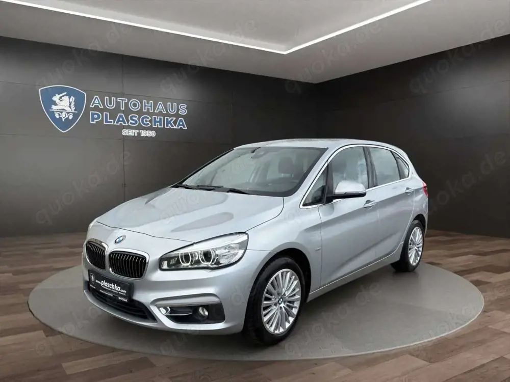 BMW 218 2 Active Tourer 218 LED*NAVI*AHK Klima Navi Leder