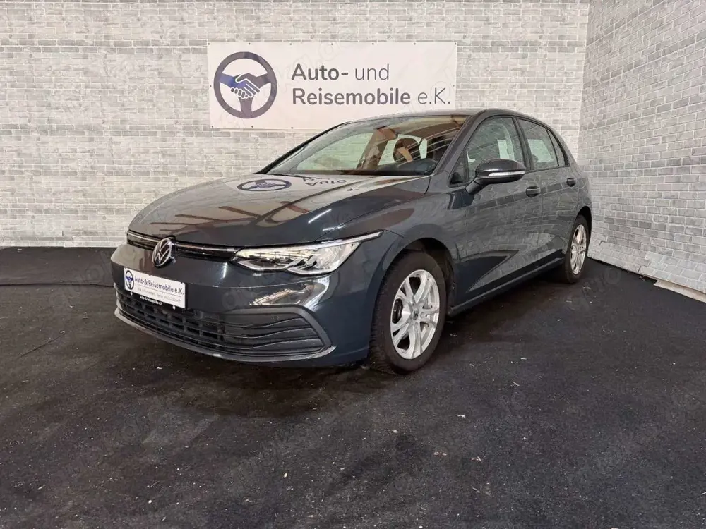 Volkswagen Golf VIII Lim. 2.0 TDI Life/LED/AMBIENTE/CARPLAY