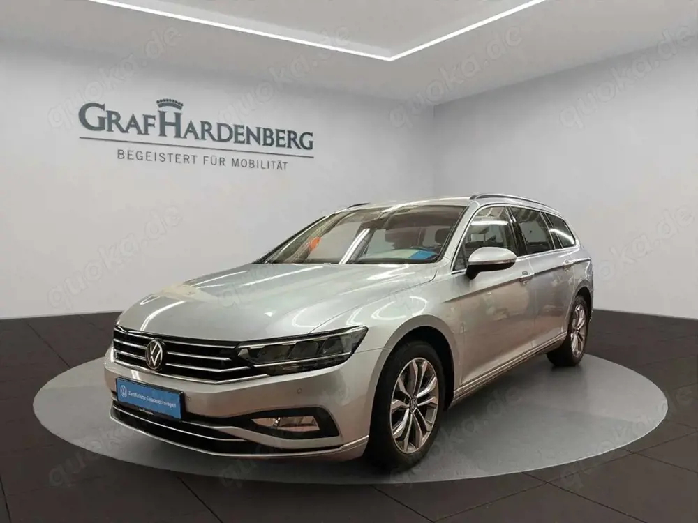 Volkswagen Passat Variant 2.0 TDI DSG Business AHK Navi ACC