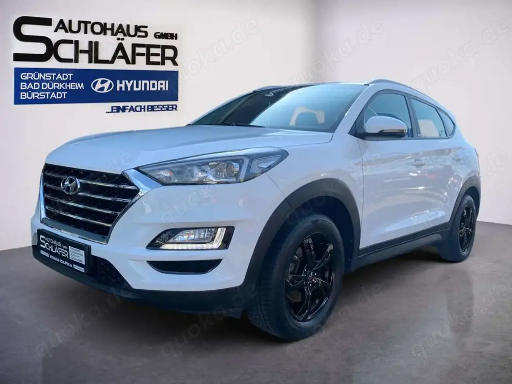 Hyundai TUCSON TUCSON 1.6 Advantage Navi 8xbereift