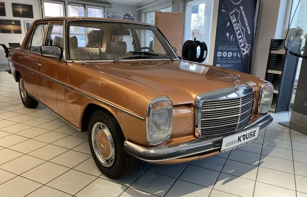 Mercedes-Benz 200 Automatik W115