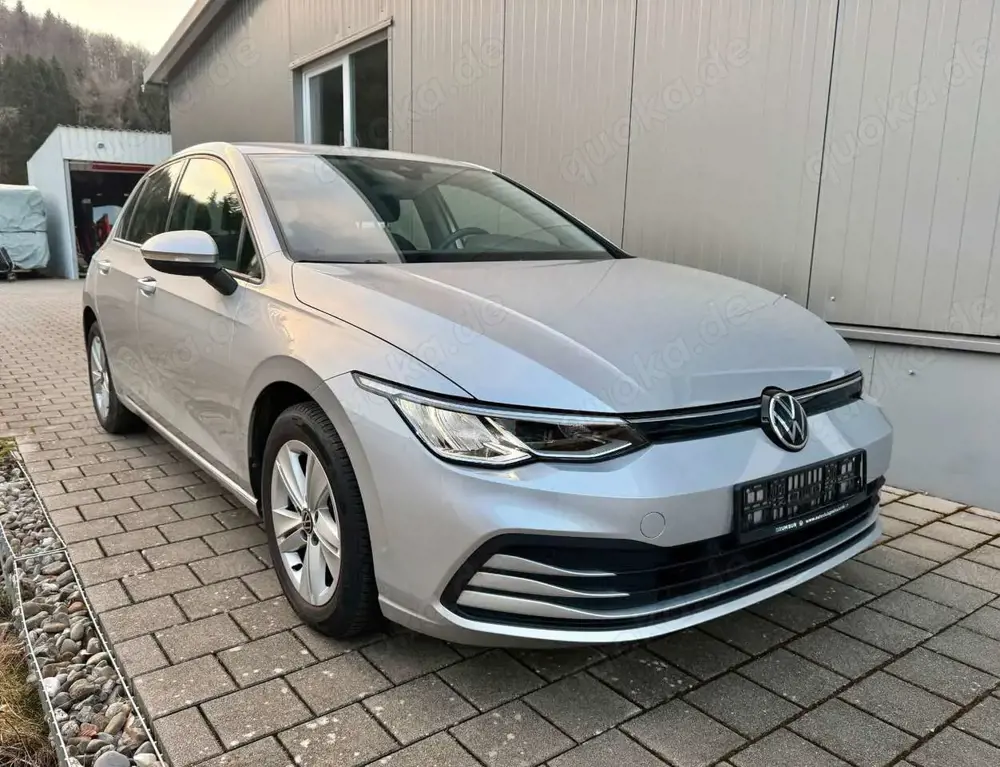 Volkswagen Golf VIII Life eTSI Alcantara ACC Kamera