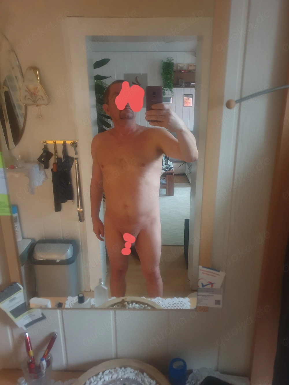 Ich stelle meinen schwanz und meinen arsch zur Verfügung 