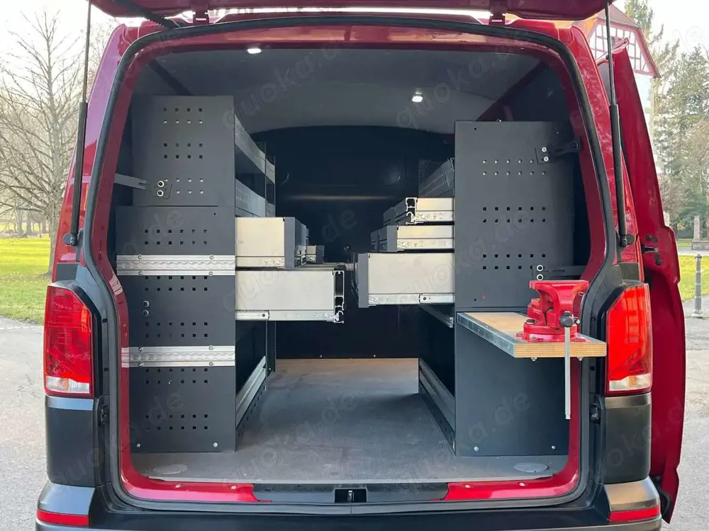 Volkswagen T6 Transporter T6.1 WÜRTH REGALSYSTEM KLIMA PDC