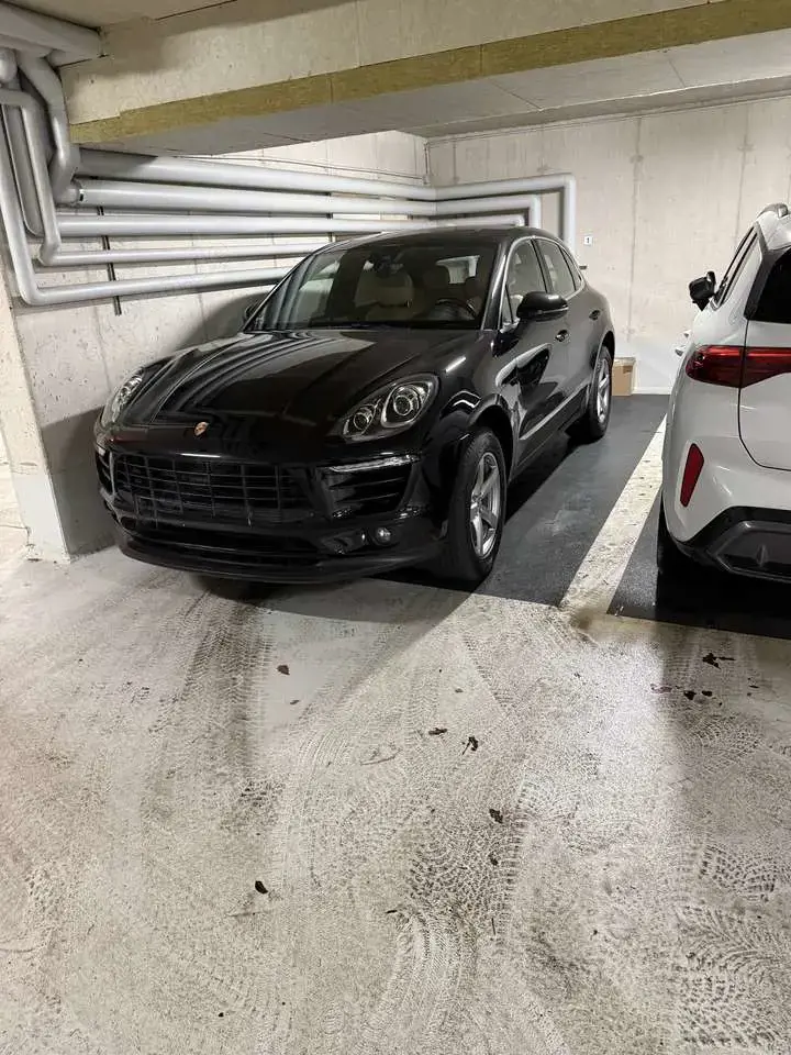 Porsche Macan Neuwertig, Wenig Gelaufen 1x Hand
