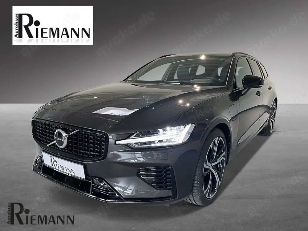 Volvo V60 T6 PHEV Plus Dark + Business-Paket