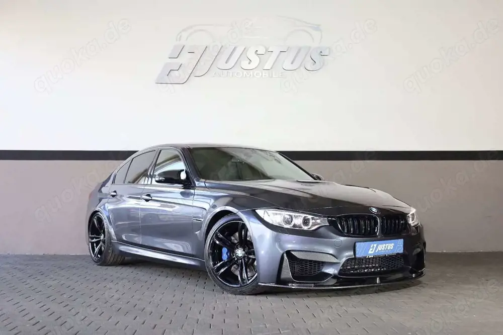 BMW M3 /OLED/KAMERA/HUD/SHZ/LHZ/PDC/NAVI/BTH/MFL/R19
