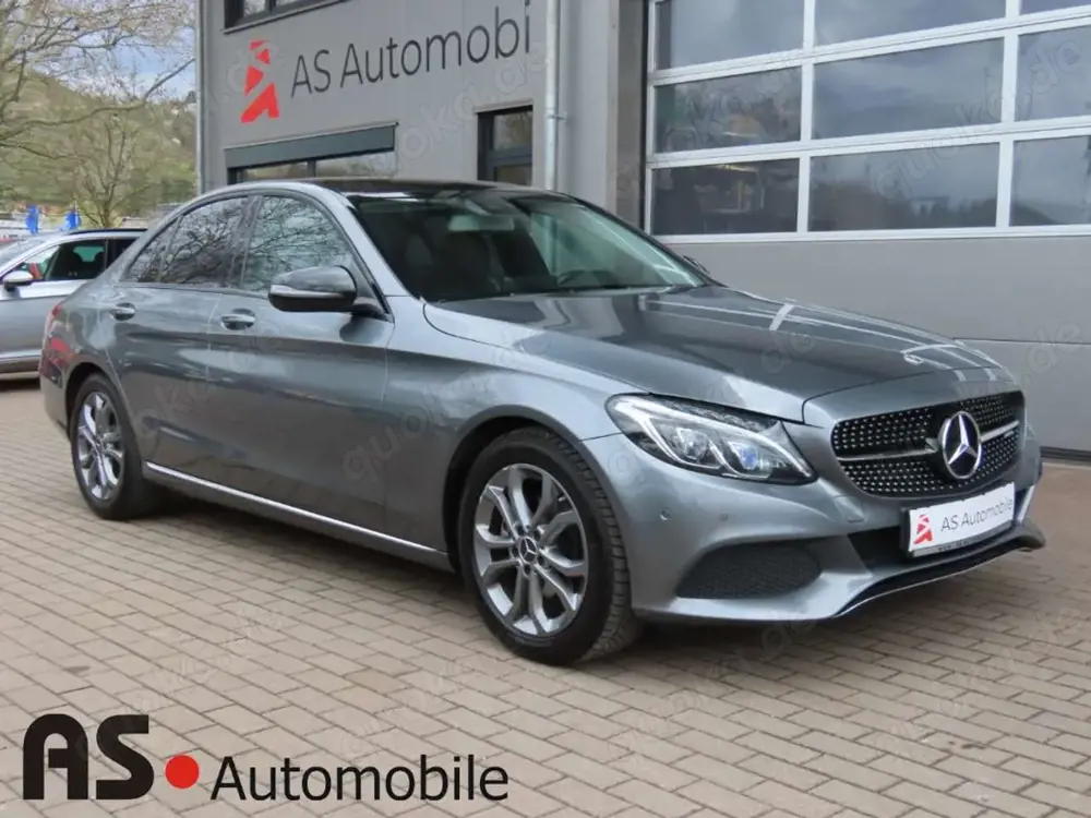Mercedes-Benz C 220 d AMG BlueTec LED*Kamera*Navi*SHZ*AHK