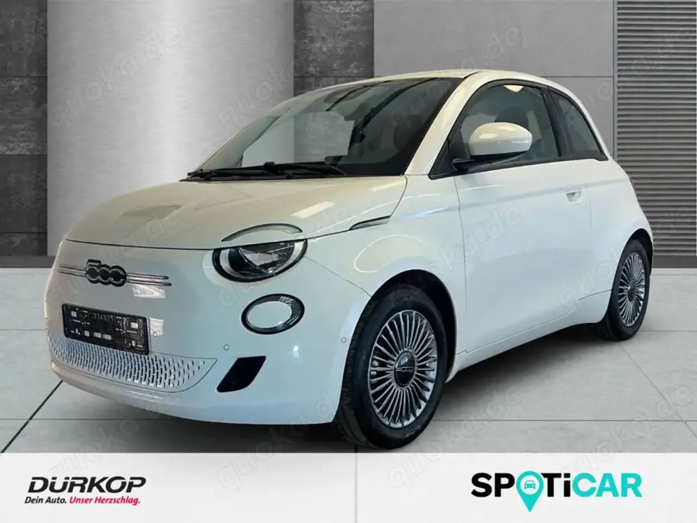 Fiat 500e Komfort-Paket Kamera Keyless CarPlay Klimaautom