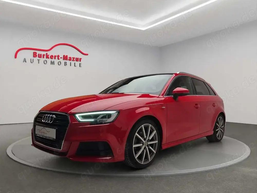 Audi A3 1.5 TSI Sportback*S-LINE*SPORTSITZE*PANO*KAM*