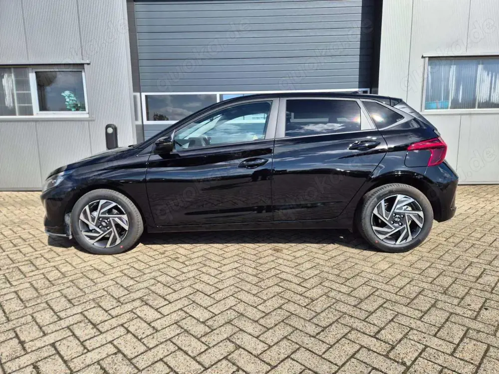 Hyundai i20 1.0 T-GDI 90PS Trend 5-türig Klimaautomatik Sit...