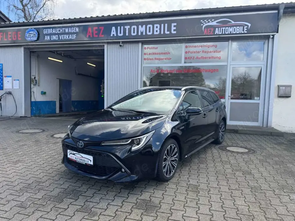Toyota Corolla Touring Sports Hybrid Team D