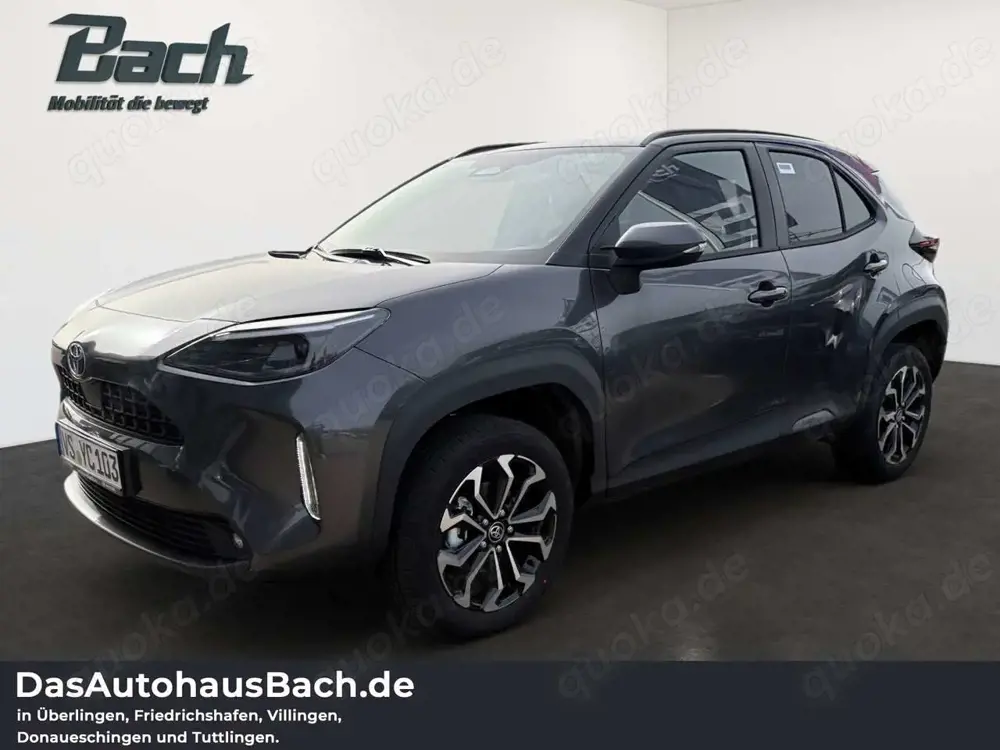 Toyota Yaris Cross 1.5 Hybrid Teamplayer mit Winter-Pa