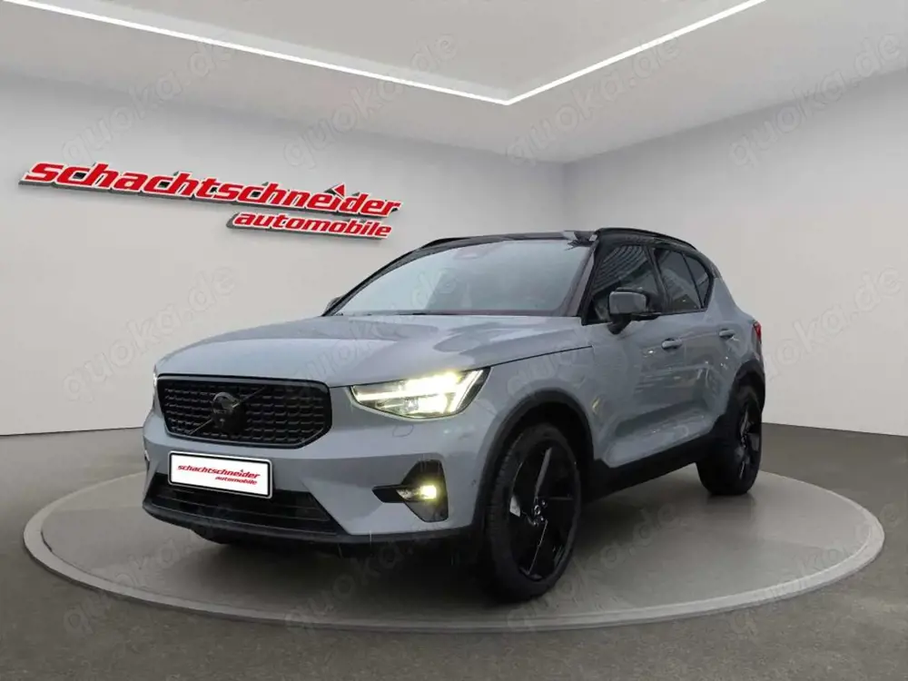 Volvo XC40 B3 B DKG Ultra Black Edition+AHZV+LichtPak