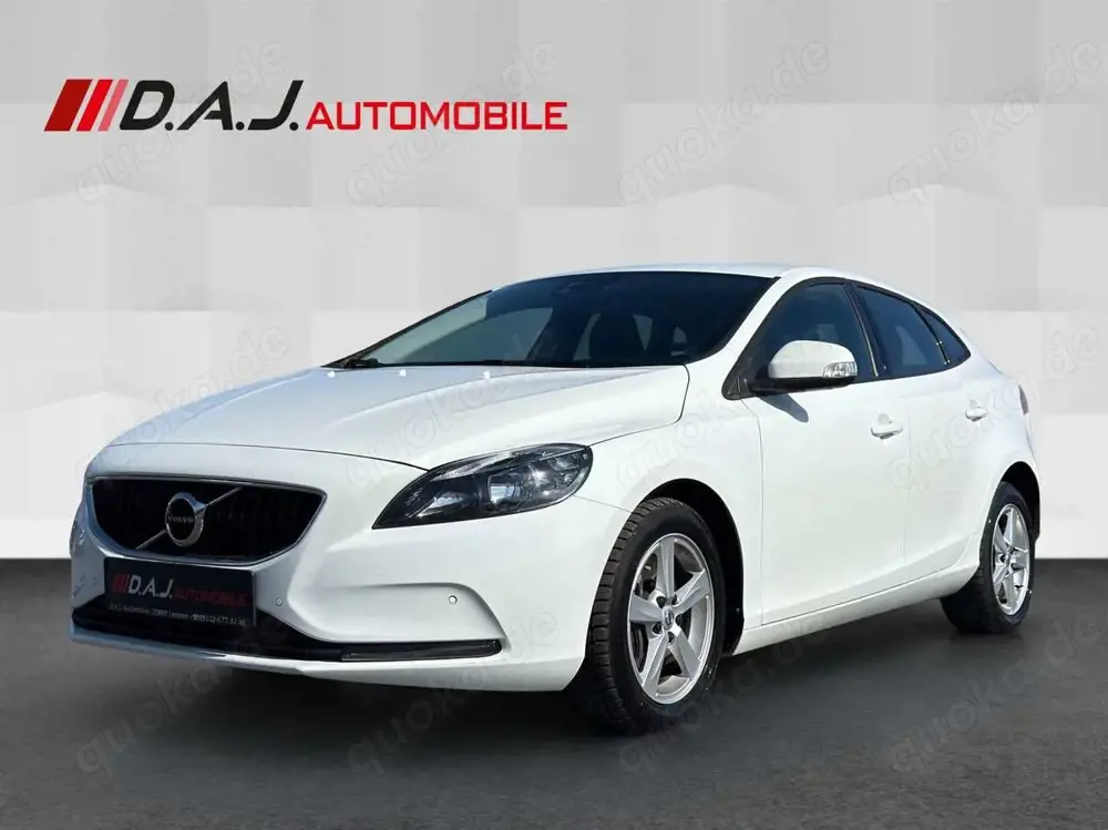 Volvo V40 D2 Geartronic Kinetic / NAV SHZ PDC BT