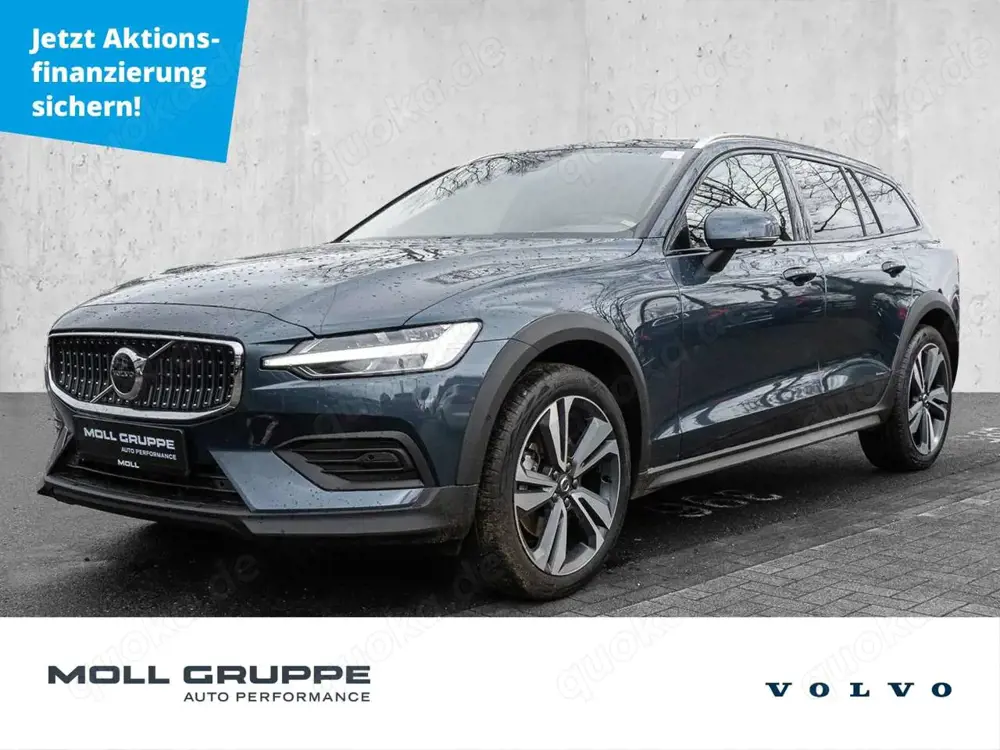 Volvo V60 Cross Country Plus AWD Plus AWD