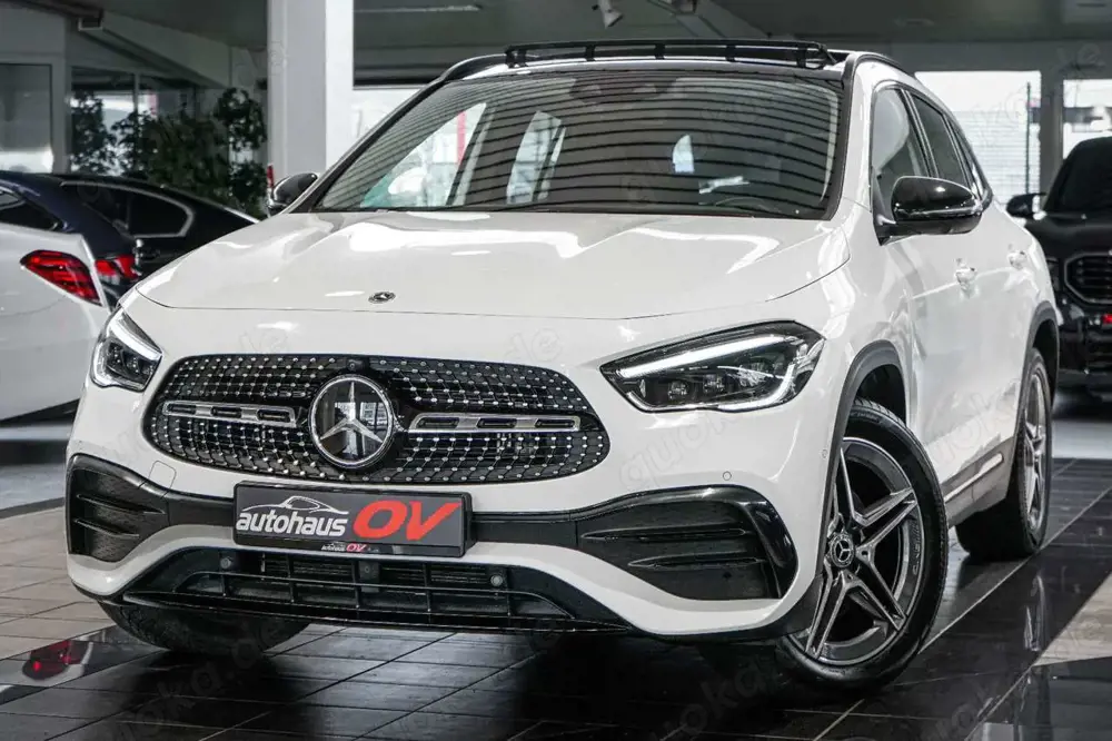 Mercedes-Benz GLA 250 e AMG*Night*360*Head*Distr*Keyless*Pano*