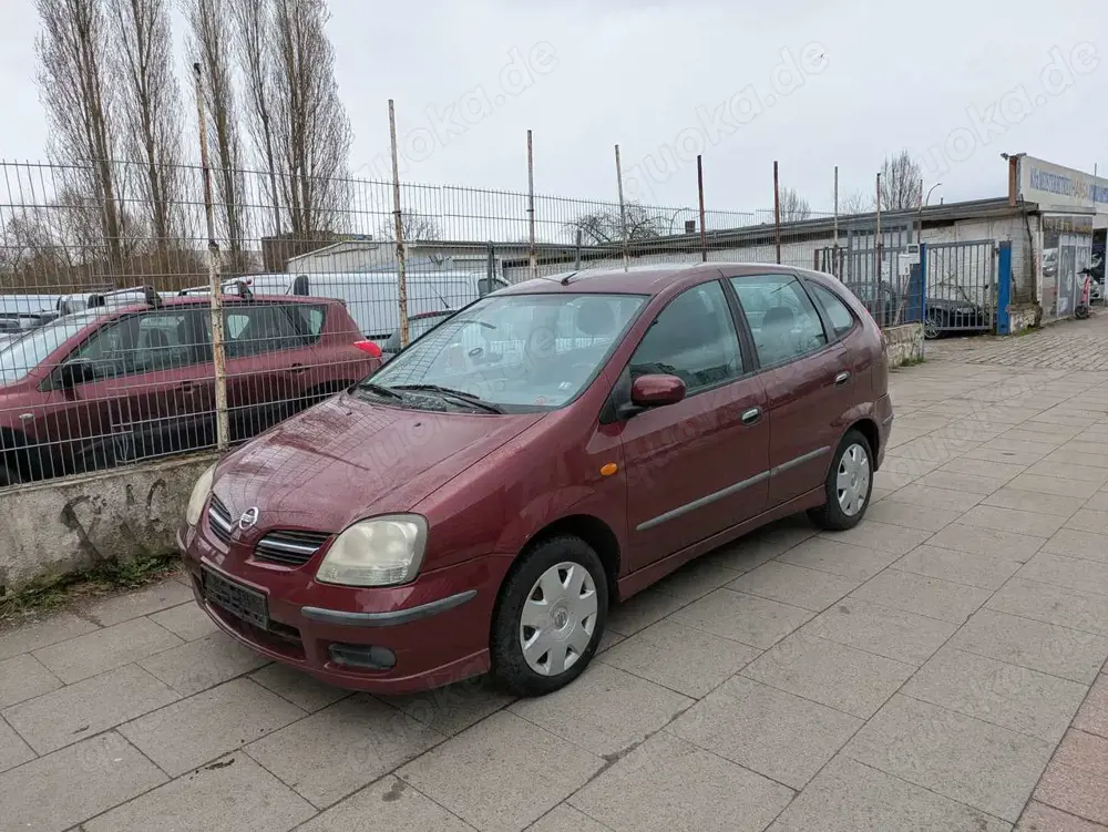Nissan Almera Tino Basis