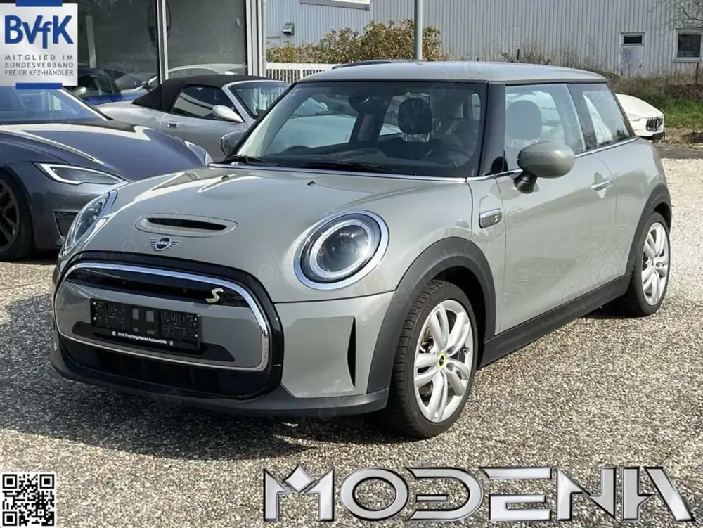 MINI Cooper SE Essential Trim