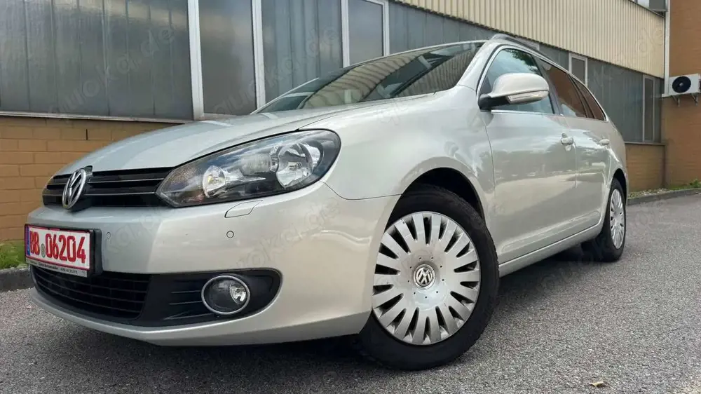 Volkswagen Golf +NAVI+TÜV+GARANTIE+PARKS+SITZH+TEMPO+KLIMA