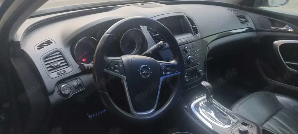 Opel Insignia 2.8 V6 Turbo Sports Tourer 4x4 Automatik Sport