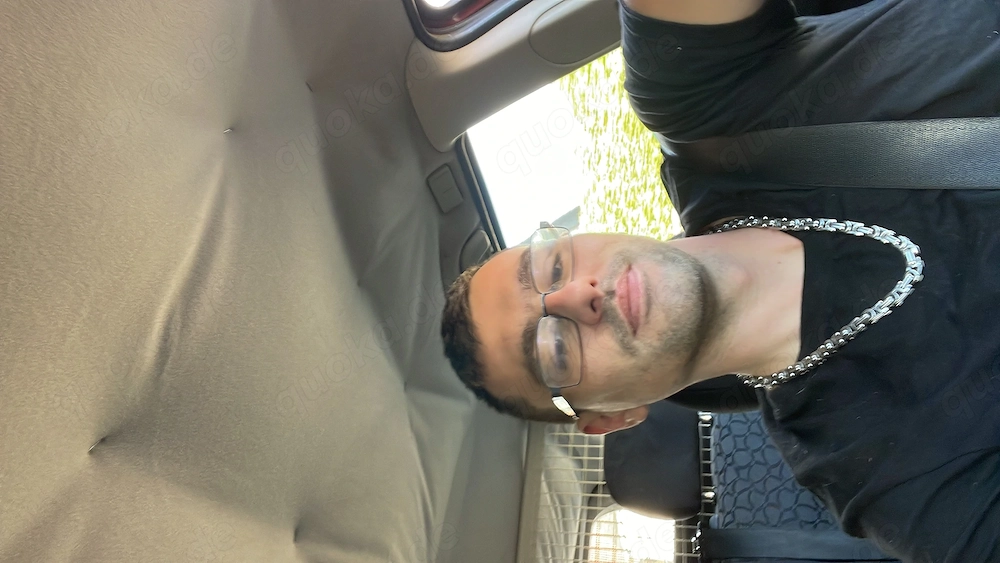 Frau für ersten Handjob gesucht 
