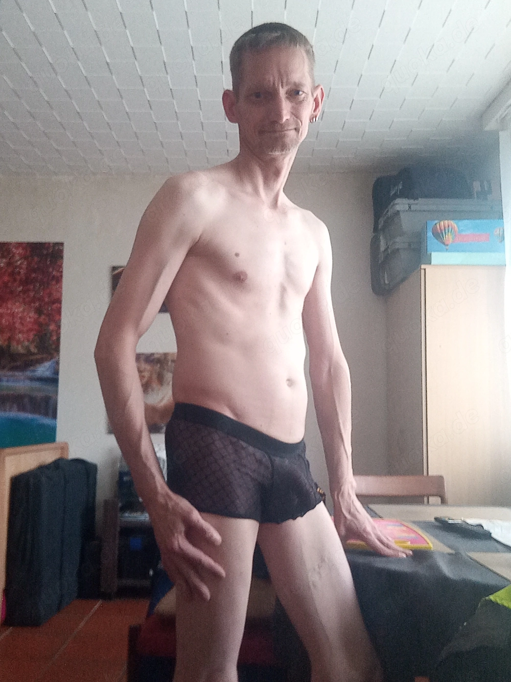 Devoter Typ lässt sich gerne zusehen oder helfen 