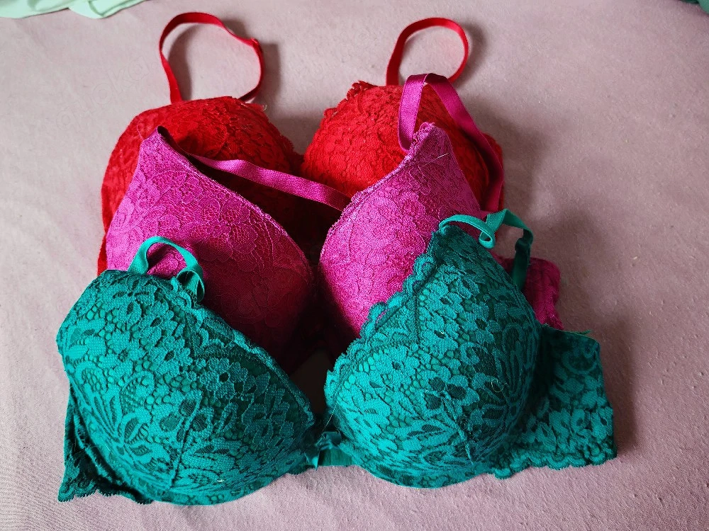    Getragene Hunkemöller BHs   mit besonderem Reiz   