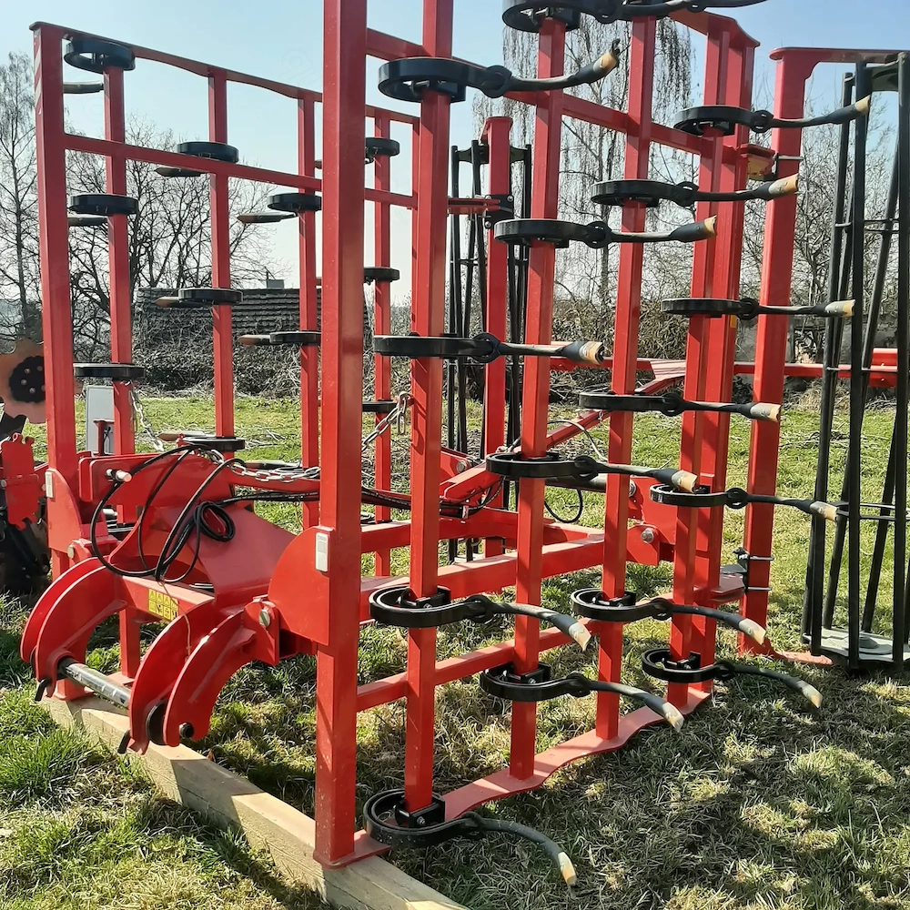 Leichtgrubber 5m mit Rohrstabwalze 