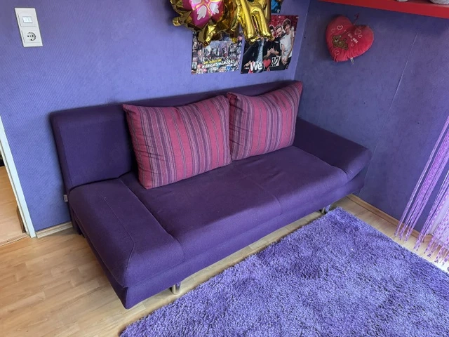 zu verschenken - Schlafcouch Farbe Blau incl. 2 Kissen   Guter Zustand   Wenig benutzt