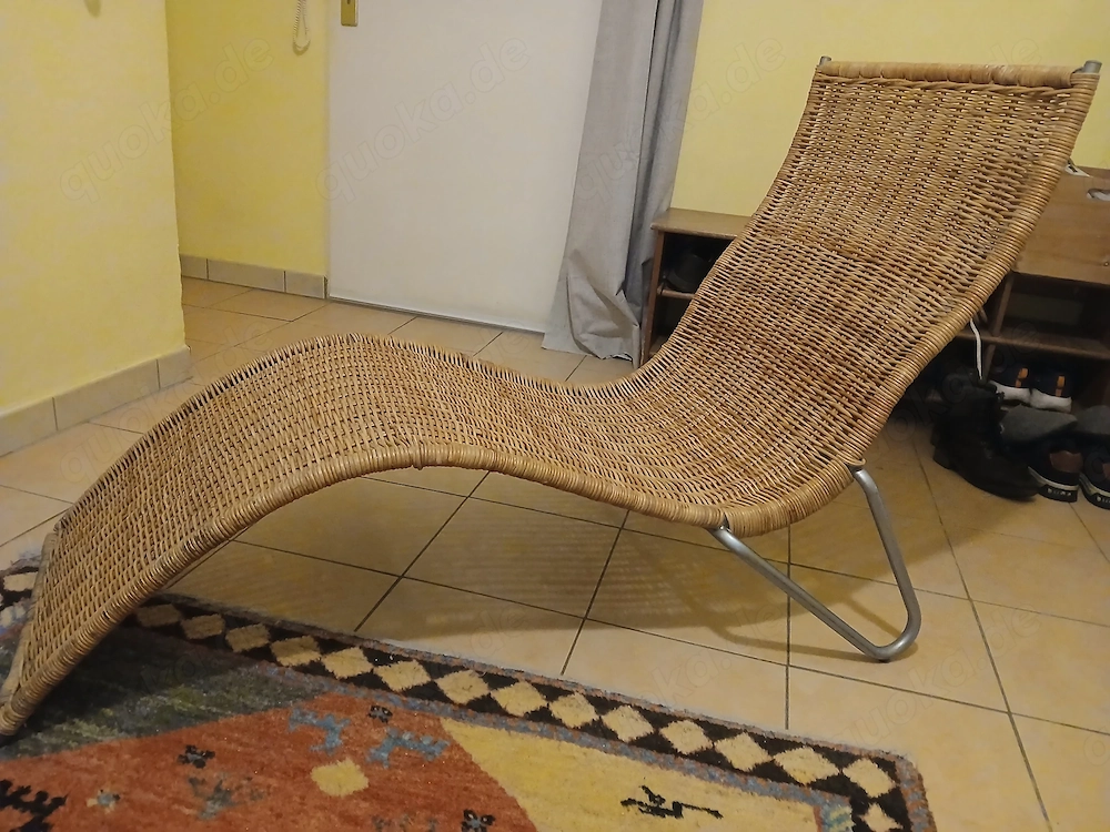 IKEA Liegestuhl Rattan