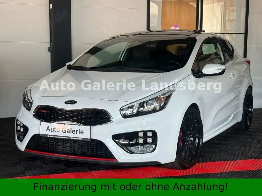 Kia Ceed / cee'd Ceed 1.6 TGDI GT-Track*Pano*LED*Navi*Recaro*