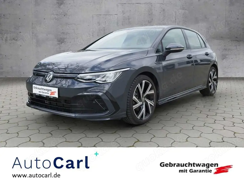 Volkswagen Golf VIII 1.5 TSI R-LINE LED/SHZ/KLIMA/ALU