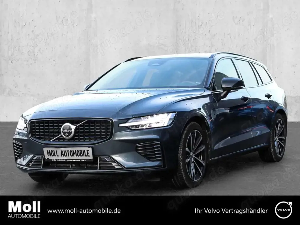 Volvo V60 Kombi Plus Dark Recharge Plug-In Hybrid AWD StandH