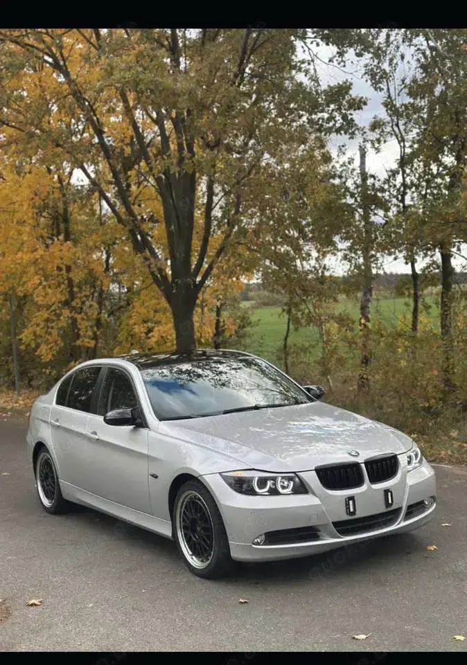 BMW 325 325xi Aut.