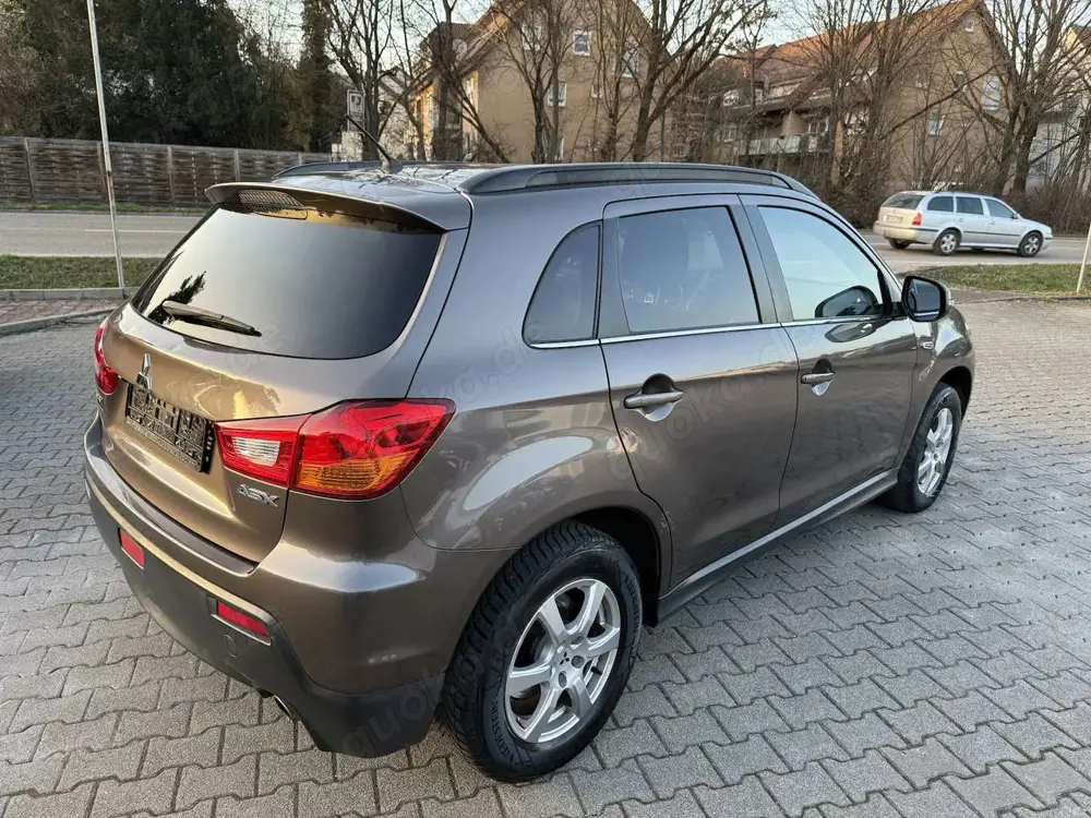 Mitsubishi ASX 4WD 1.8 DID Instyle*Leder,Navi,Xenon*