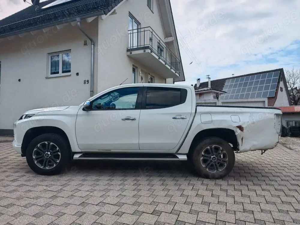 Mitsubishi L200 Select Doppelkabine 4WD