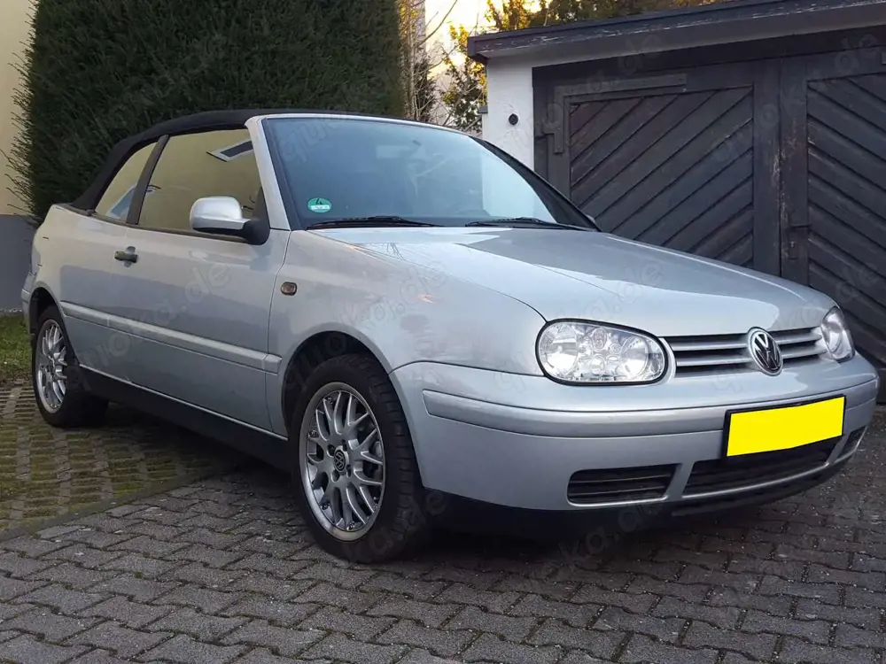 Volkswagen Golf Cabriolet VW Golf IV Cabrio.1-Hand. Automatic. Klima. Leder.