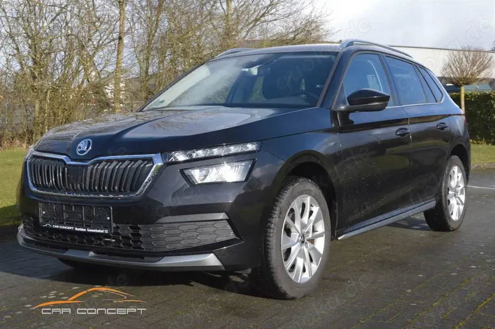 Skoda Kamiq 1,0TSI DSG Style LED/PDC/SHZ/AHK/8xREIFEN