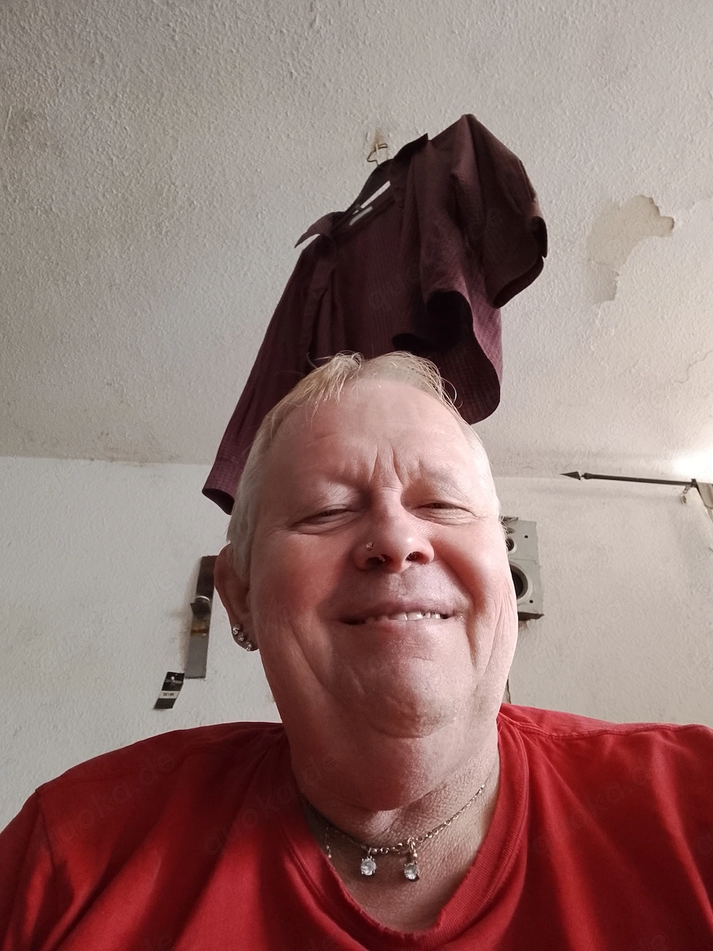 Suche schöne schwule Hausfreunde in Köln 