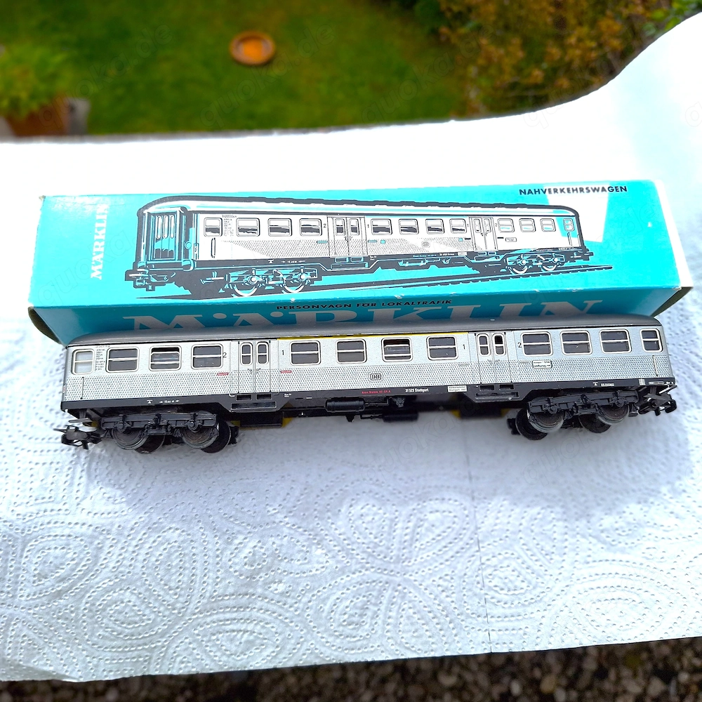 3 x Märklin HO Modelle--2 x Silberlinge Nah Verkehr und  1 x D Zug Gepäckwagen  mit OVP