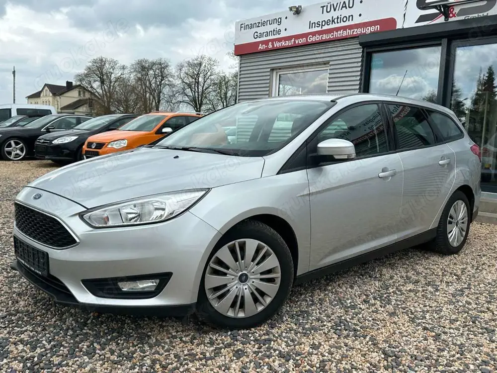Ford Focus Turnier Business/AUTOM./2.HD./KLIMA./8XBER