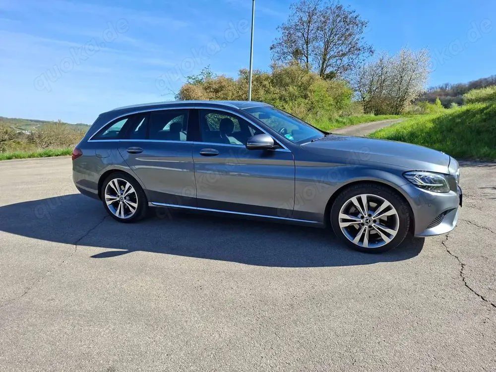 Mercedes-Benz C 220 C 220 d T 9G-TRONIC Avantgarde